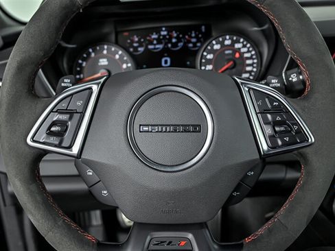 Used 2018 Chevrolet Camaro ZL1 RWD image 25