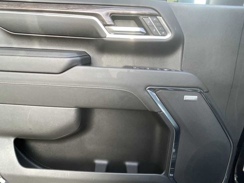 Certified 2024 Chevrolet Silverado 2500 LTZ w/ LTZ Plus Package image 23