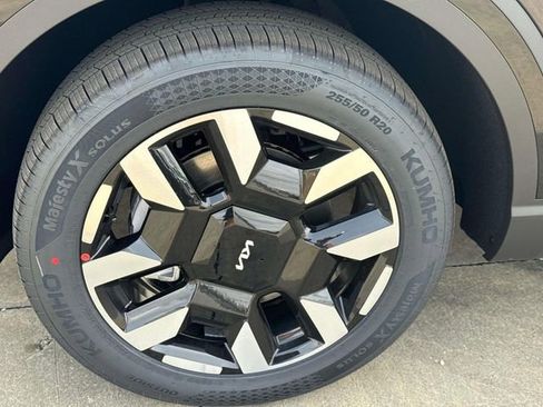 New 2027 Kia Telluride S image 4