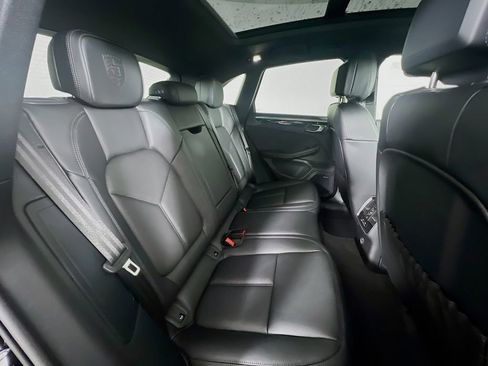 New 2026 Porsche Macan S image 29