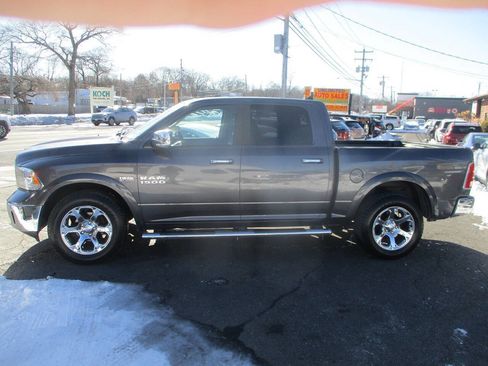 Used 2016 RAM 1500 Laramie w/ Convenience Group image 4