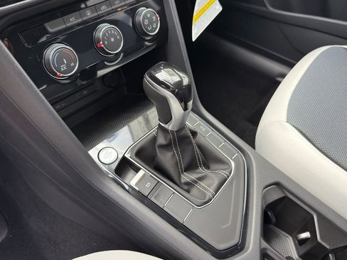 New 2026 Volkswagen Taos S FWD image 13