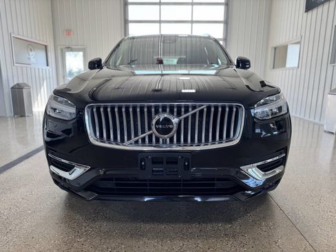 Used 2024 Volvo XC90 B6 Core w/ Protection Package Premier image 7