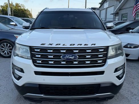 Used 2016 Ford Explorer Limited FWD image 3