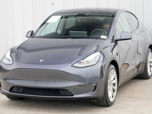 Used 2020 Tesla Model Y Performance image 48