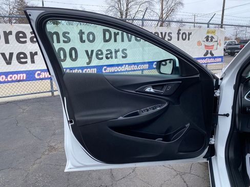 Used 2023 Chevrolet Malibu LT image 11