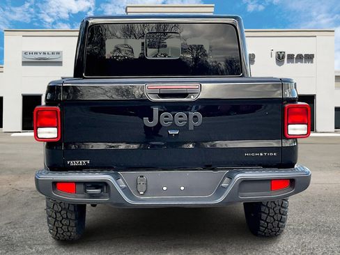 New 2025 Jeep Gladiator High Tide image 4