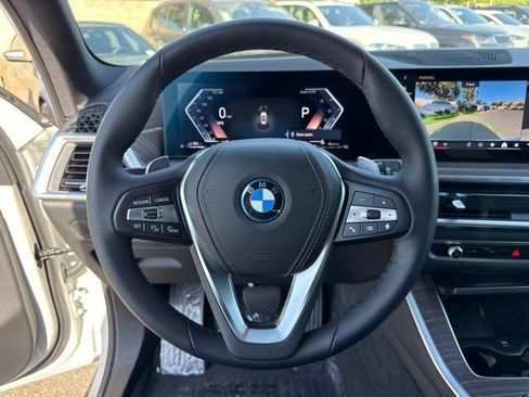 Used 2026 BMW X5 xDrive50e w/ Premium Package AWD/4WD image 23