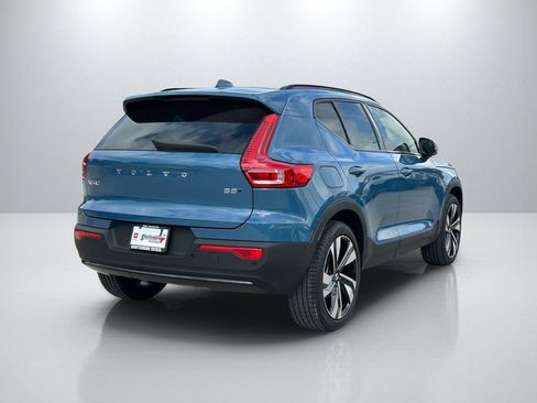 Used 2025 Volvo XC40 B5 Ultra w/ Protection Package AWD/4WD image 5