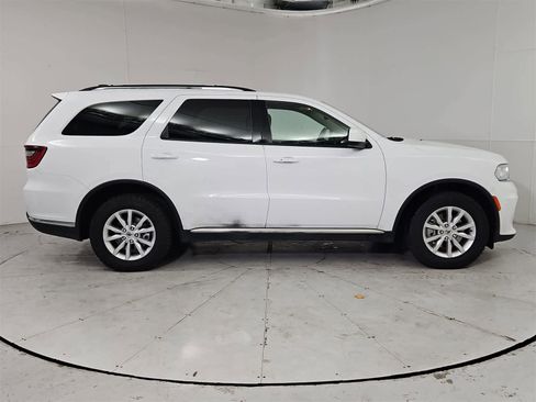 Used 2021 Dodge Durango SXT image 7