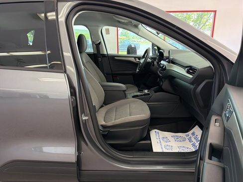 Used 2021 Ford Escape SE w/ SE Sport Appearance Package AWD/4WD image 26