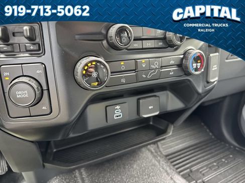 New 2026 Ford F550 4x4 Supercab Super Duty image 29