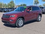 Used 2022 Jeep Grand Cherokee Laredo E image 2