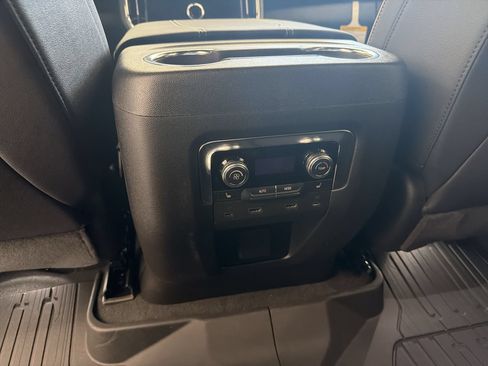Used 2026 GMC Yukon Elevation w/ Elevation Premium Package AWD/4WD image 55