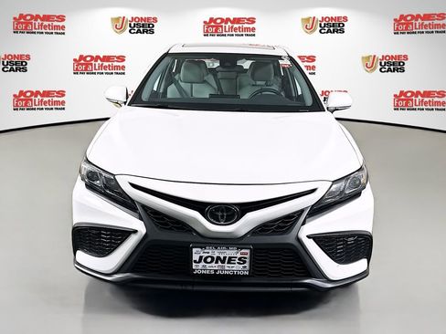 Certified 2022 Toyota Camry SE w/ Cold Weather Package image 12
