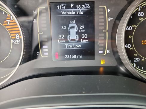 Used 2022 Jeep Cherokee Latitude w/ Sun & Sound Group image 30