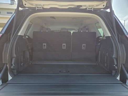 New 2026 Ford Expedition Active RWD image 15