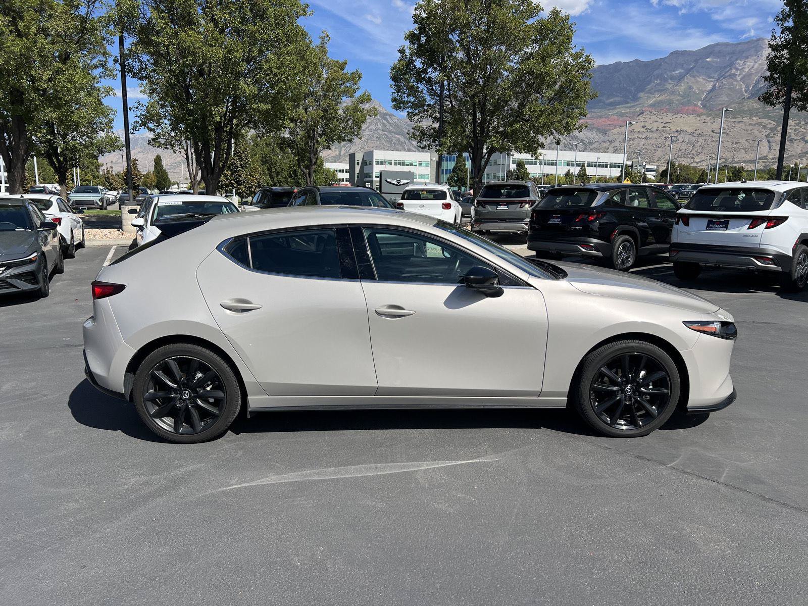 Used 2024 MAZDA MAZDA3 Hatchback w/Premium Plus Pkg AWD/4WD image 17