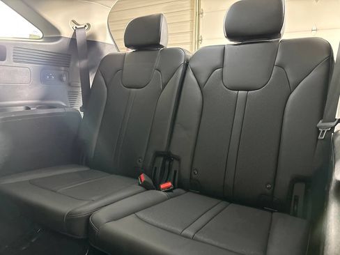 Used 2023 Kia Sorento SX FWD image 27