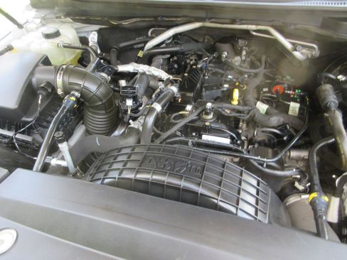 Used 2019 Ford Ranger XL w/ Equipment Group 101A Mid RWD image 40