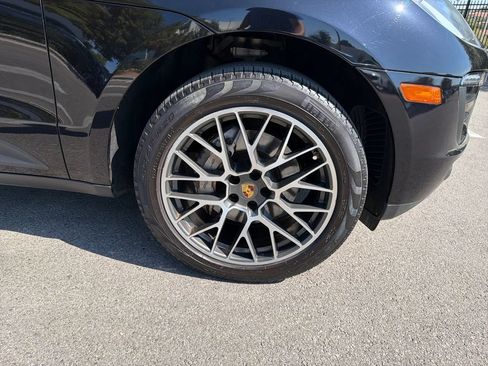 Used 2017 Porsche Macan S AWD/4WD image 16