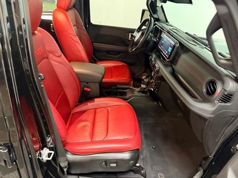 Certified 2024 Jeep Wrangler Unlimited Rubicon 392 w/ Dual Top Group AWD/4WD image 45