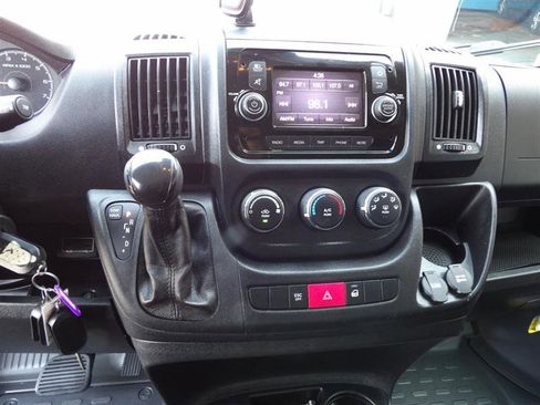 Used 2021 RAM ProMaster 2500 image 13