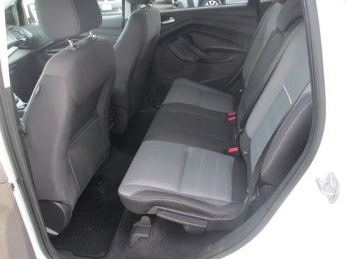 Used 2015 Ford Escape SE w/ Equipment Group 201A image 10