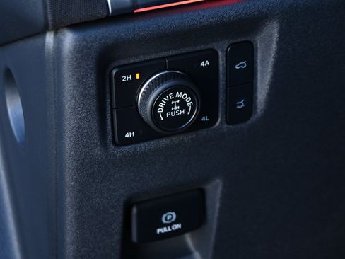 Used 2026 Ford Expedition Tremor AWD/4WD image 30