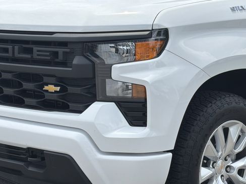 Used 2025 Chevrolet Silverado 1500 Custom AWD/4WD image 8