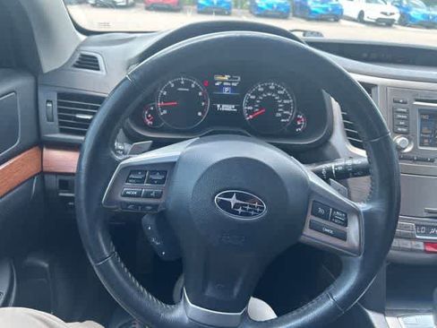 Used 2014 Subaru Outback 2.5i Limited AWD/4WD image 21