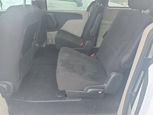 Used 2014 Dodge Grand Caravan SE w/ Quick Order Package 29E SE image 7