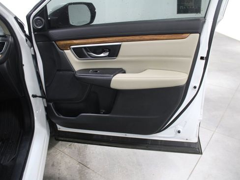 Used 2021 Honda CR-V Touring image 31