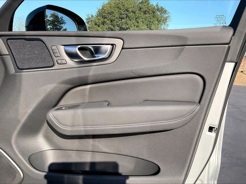 New 2026 Volvo XC60 T8 Ultra w/ Climate Package image 30