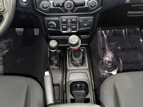 Used 2019 Jeep Wrangler Unlimited Sport S image 21