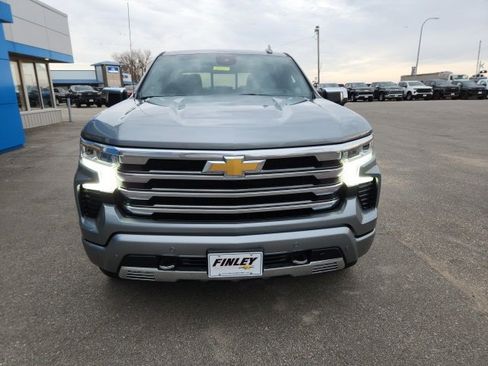 Used 2025 Chevrolet Silverado 1500 High Country w/ Technology Package image 8