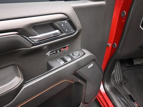 Used 2024 GMC Sierra 1500 AT4 w/ Technology Package AWD/4WD image 15