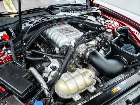 Used 2021 Ford Mustang Shelby GT500 w/ Technology Package RWD image 33