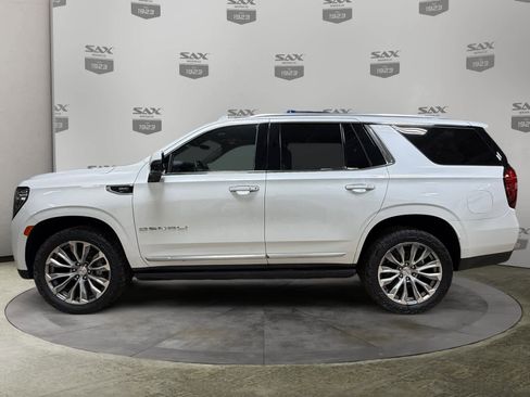Used 2021 GMC Yukon Denali w/ Denali Premium Package image 2