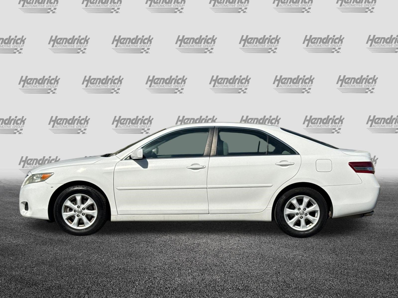 Used 2010 Toyota Camry LE FWD image 8