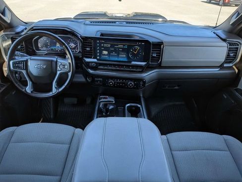 Used 2024 Chevrolet Silverado 1500 LT Trail Boss w/ Convenience Package II AWD/4WD image 14