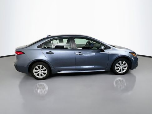 Used 2025 Toyota Corolla LE FWD image 3