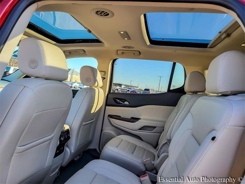 Used 2021 GMC Acadia Denali w/ Denali Ultimate Package image 13