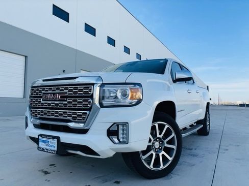 Used 2022 GMC Canyon Denali image 1