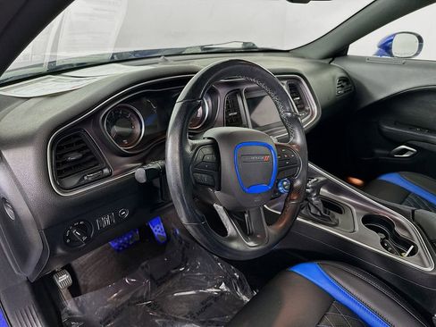 Used 2018 Dodge Challenger R/T w/ Performance Handling Group image 14