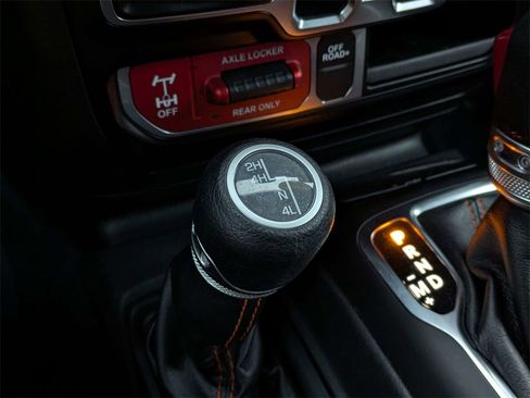 Used 2022 Jeep Gladiator Mojave image 23