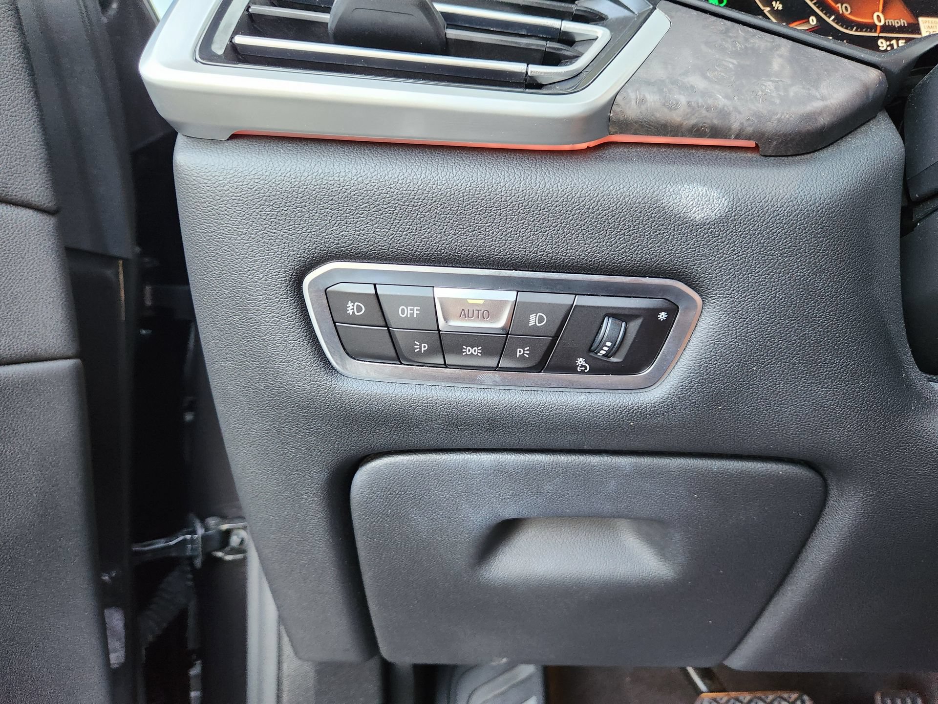 Used 2021 BMW X5 sDrive40i w/ Convenience Package RWD image 23