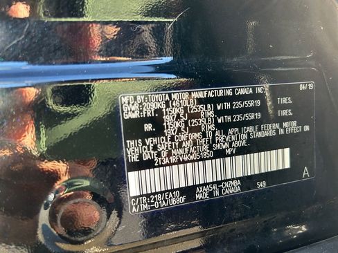 Used 2019 Toyota RAV4 XLE Premium image 34