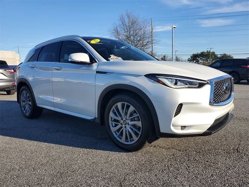 Used 2025 INFINITI QX50 Luxe image 3