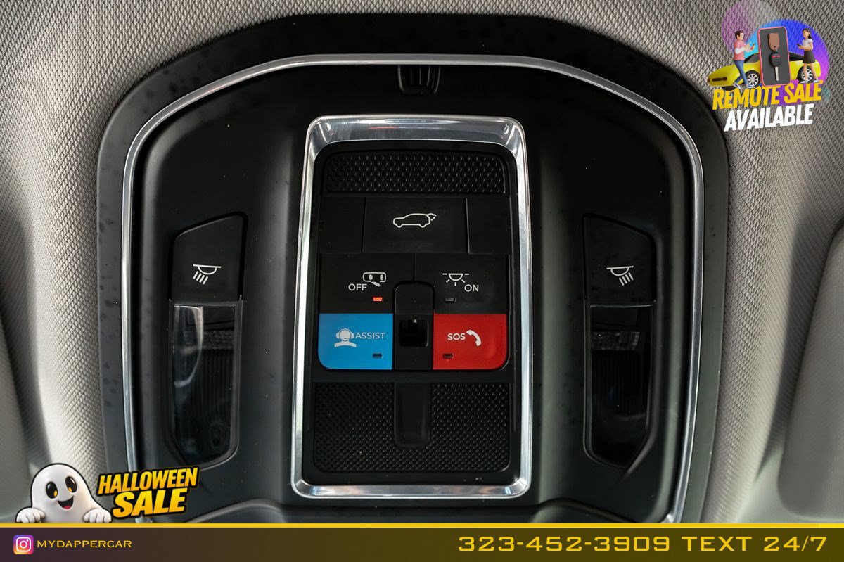 Used 2023 Jeep Grand Cherokee Limited w/ Luxury Tech Group II RWD image 24